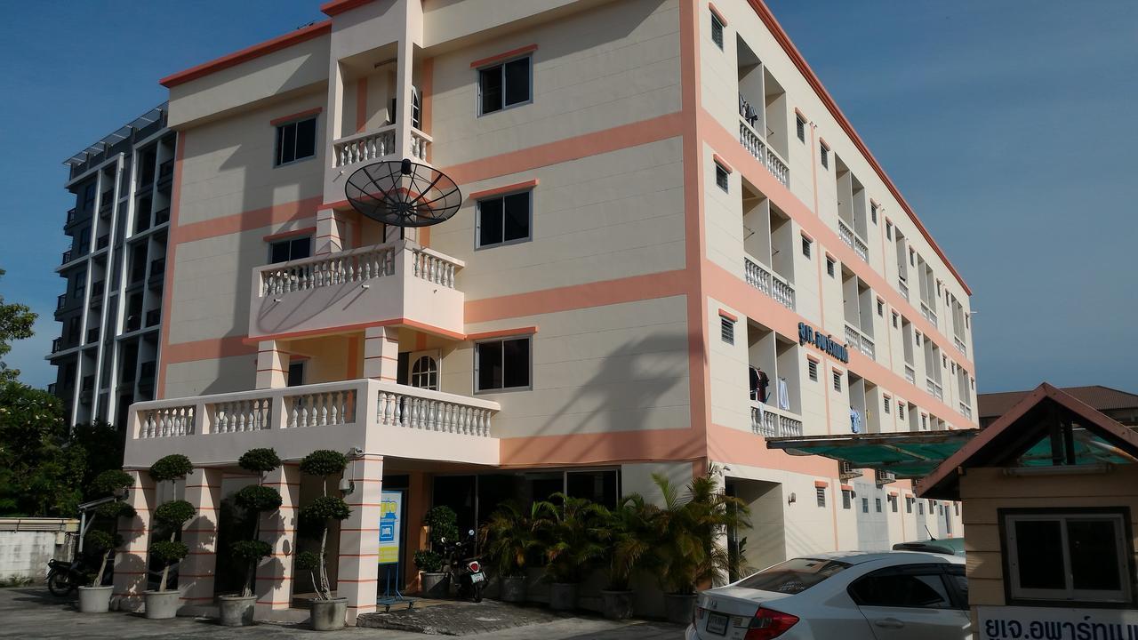 Bangsaen Uj Apartment מראה חיצוני תמונה